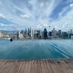 Kuala Lumpur Infinity Skypool Hostel